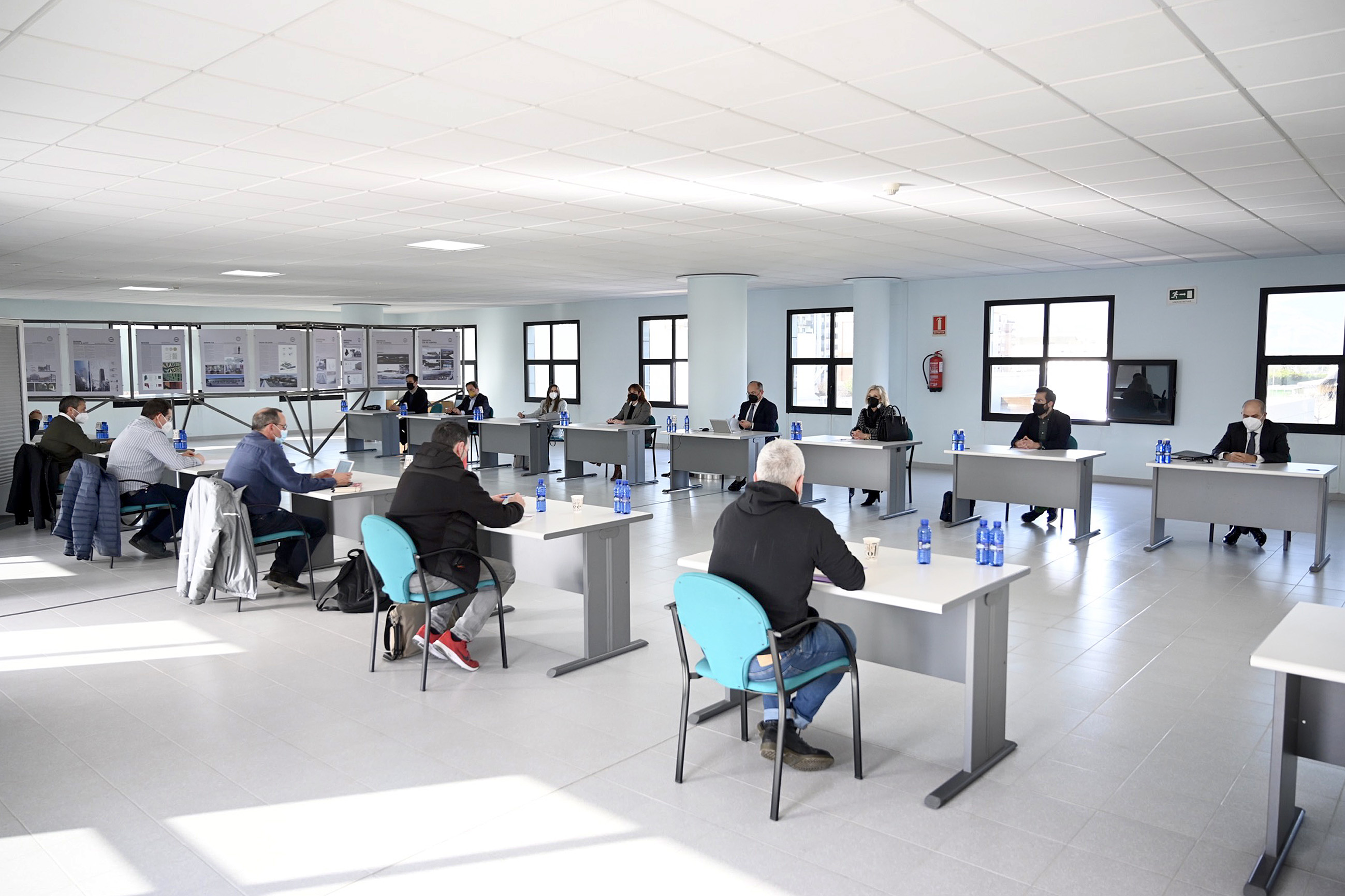 Ascer y los sindicatos se enrocan en sus posturas y dejan los avances para futuras reuniones