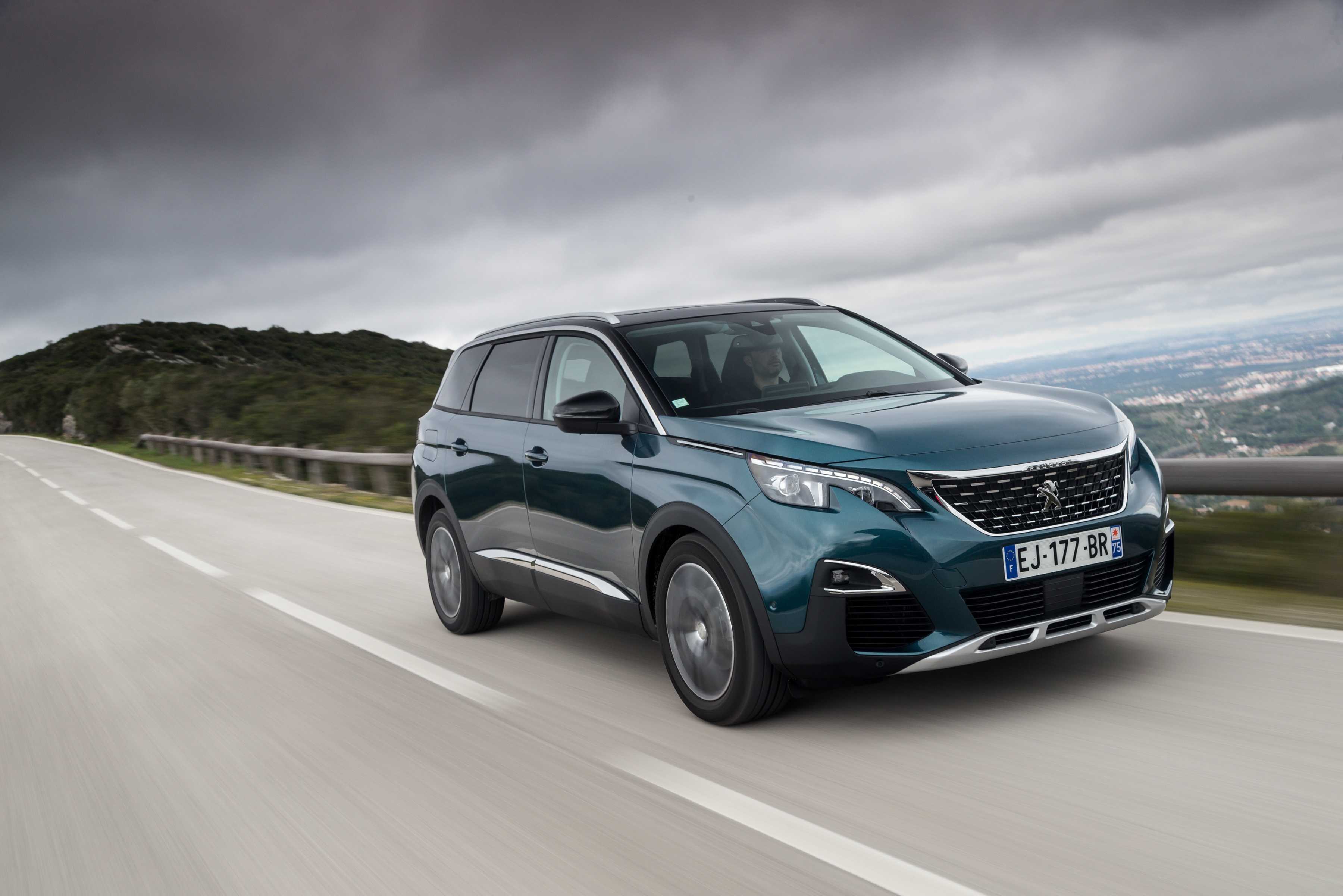 Nuevo Peugeot 5008: la máxima expresión del SUV llega a España