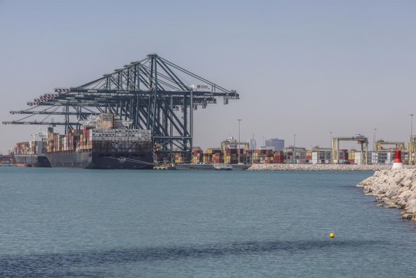 Compromís insiste en paralizar la ampliación del Puerto: 
