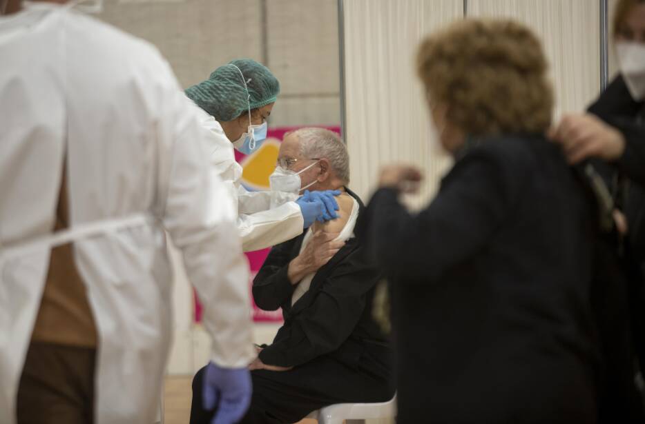 Salud avanza con la vacunación: turno esta semana para los pacientes de riesgo de la Región