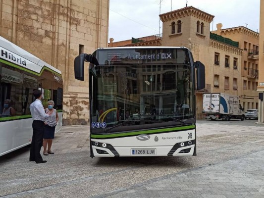 Movilidad adquirirá otros 5 buses híbridos para Elche este año y 17 en 2022