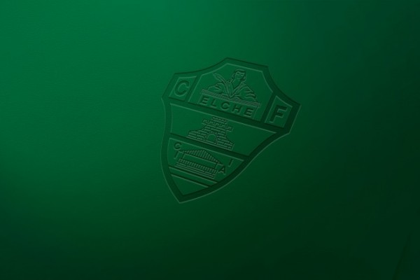 El Elche se alinea con LaLiga y reproduce el comunicado contra la Superliga