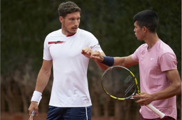 Alcaraz debuta como doblista en el ATP World Tour ganando en el Godó