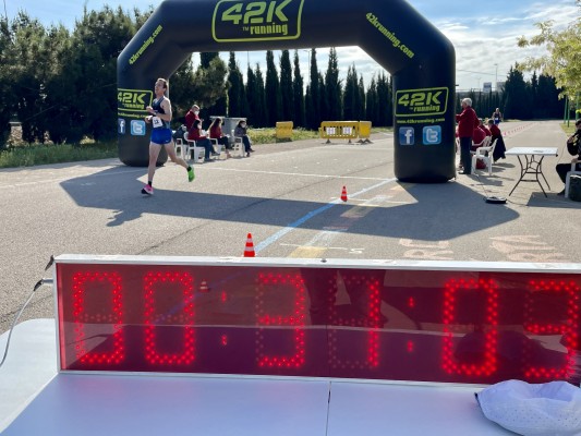 Neus Mas y Diego Polo, campeones autonómicos de 10K en La Pobla