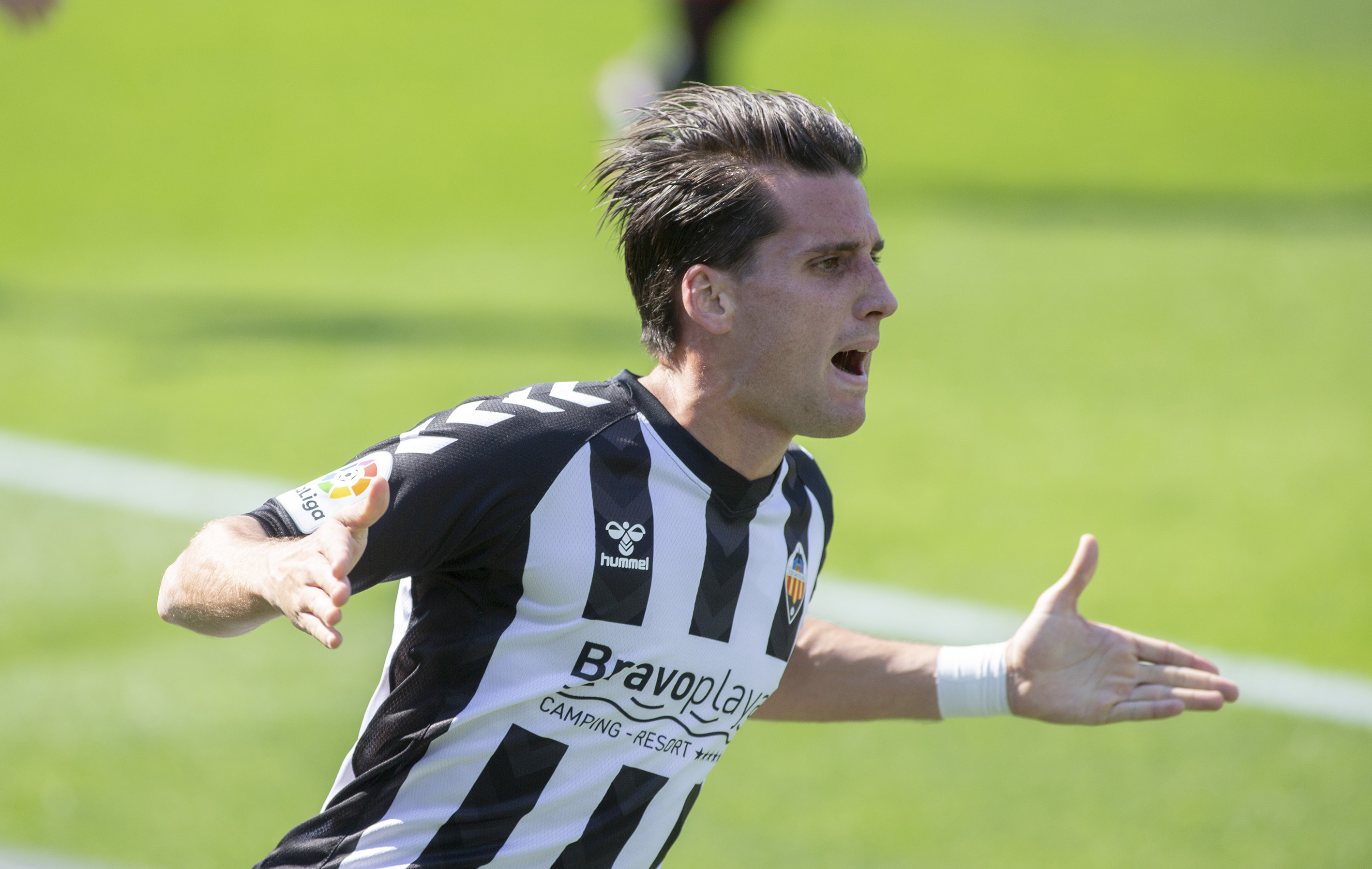 Ortuño vuelve a ser decisivo para el Castellón