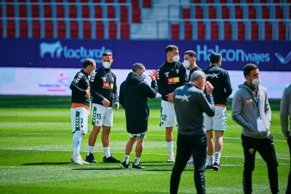Escribá sienta a Edgar y da entrada a Gazzaniga
