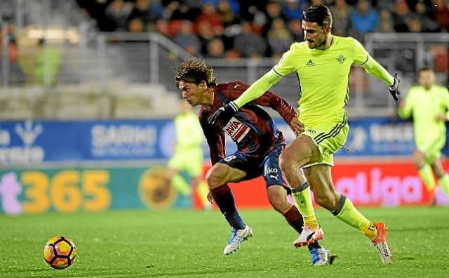 El Betis recibe a un Eibar que persiste en el 'sueño' de estar en Europa