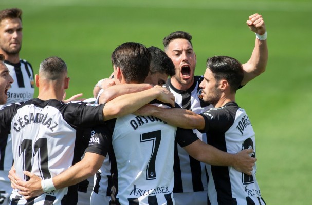 El Castellón se agiganta ante el Mallorca y suma tres puntos de oro en su lucha por la salvación
