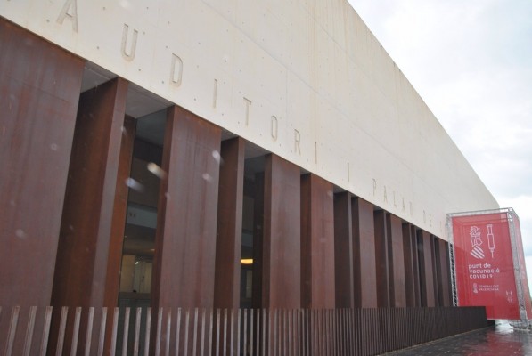 Autobuses gratuitos facilitarán el acceso al punto de vacunación del Palacio de Congresos de Castelló