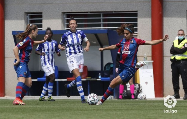Esther rescata un empate para el Levante en el último suspiro