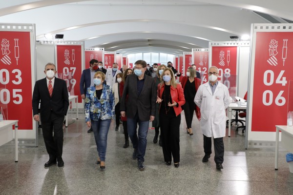 La Generalitat habilita 70 puntos de vacunación cuyo ritmo dependerá 