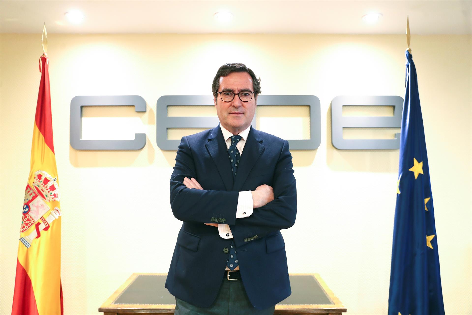 Garamendi aboga por mantener el esquema actual de los ERTE hasta lograr el 