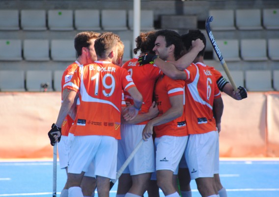 El Giner recibe al Línia 22 con el espíritu de #TornaremDHA 