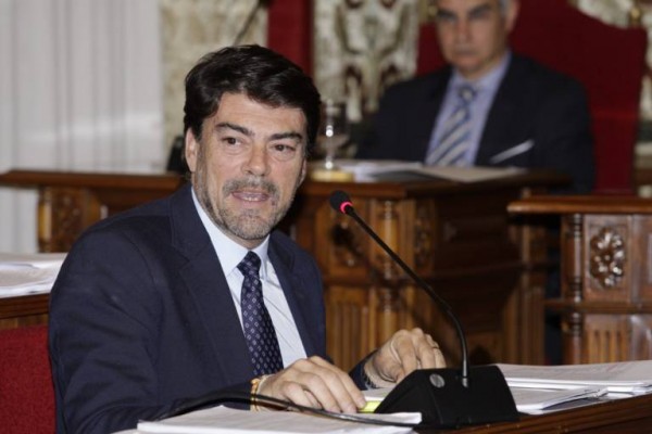 El PP de Alicante llevará a la Fiscalía el presunto fraccionamiento de contratos en la Concejalía de Comercio