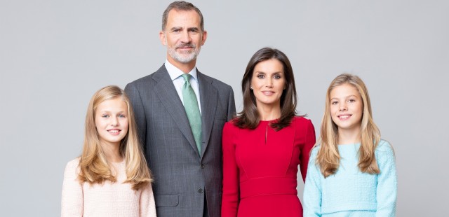 Felipe VI estará acompañado por la Reina Doña Letizia y las infantas durante el acto de puesta a flote del S-81