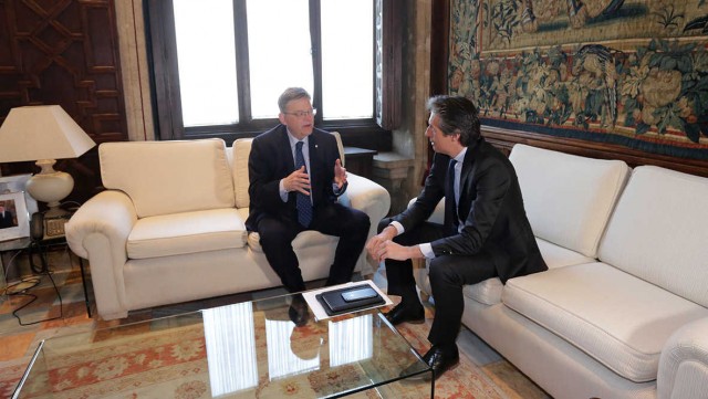 Puig hereta el dilema de Fabra: despatx o pancarta? 