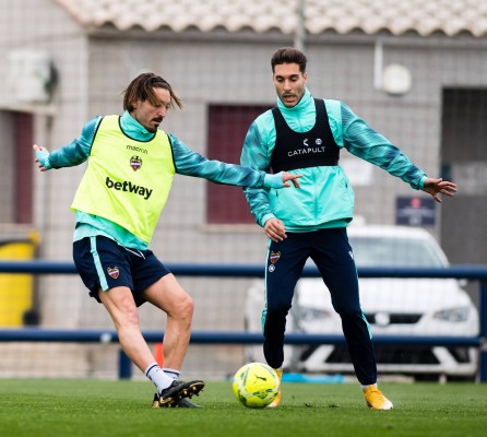 Campaña llega a tiempo para la cita ante el Villarreal