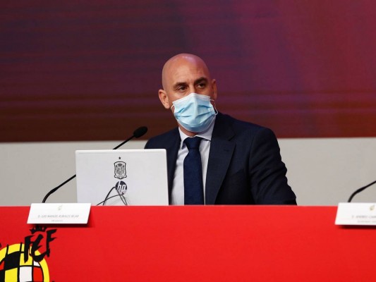 Rubiales explica a los clubes el sistema de la nueva Primera RFEF