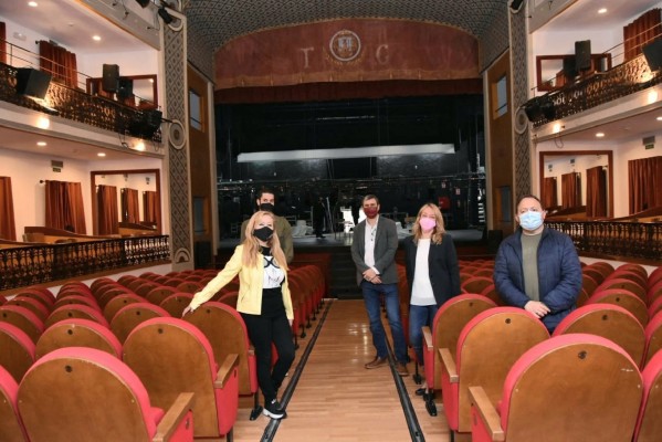 Artistas lorquinos protagonizan un vídeo en apoyo a la cultura con el patrimonio de la ciudad de fondo