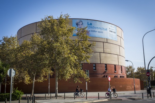 La UV, entre las 200 mejores del mundo en investigación y segunda de España en Psicología 