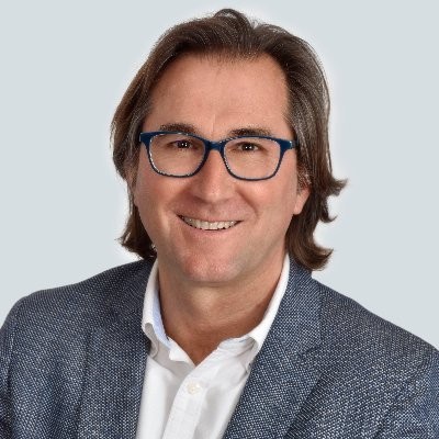 El alcalde de Ayora, José Vicente Anaya, anuncia que optará a liderar el PPCV