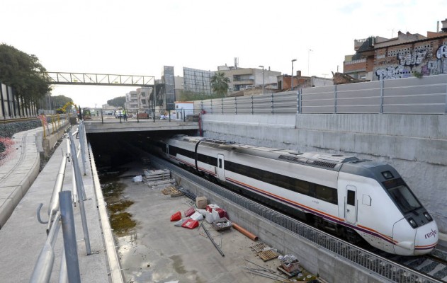 Murcia cierra filas para el soterramiento hasta Nonduermas: 
