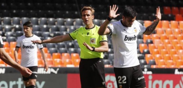 Dos partidos de sanción para Maxi Gómez