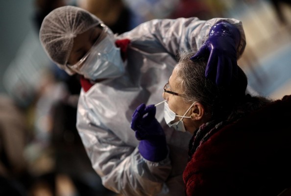 España registra, sin datos de Andalucía, 6.292 nuevos casos de covid-19 y 100 muertes