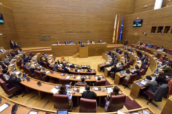 La base real de la democràcia
