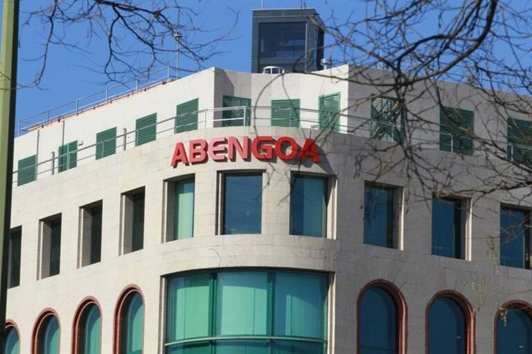 La Guardia Civil registra la sede central de Abengoa en Sevilla por orden de la Audiencia Nacional