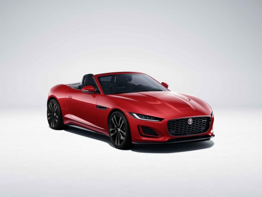 Jaguar incorpora la versión R-Dynamic Black al F-Type con más equipamiento y detalles de diseño