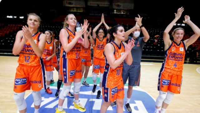 Valencia Basket cerrará su cruce de cuartos ante el Ensino el viernes en la Fonteta