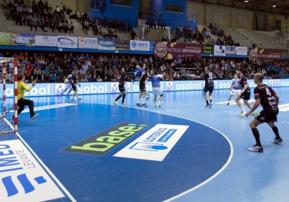 El Benidorm regala una entrada a cada abonado para el partido ante el Sinfín

