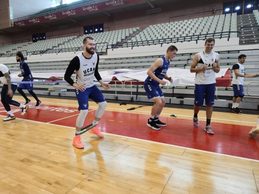El UCAM CB recibe al Baskonia con un positivo, sin Jok y 
