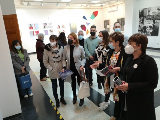 La Vall d'Uixó da voz a 24 artistas locales a través de la exposición 'Joves Tendències 2021'