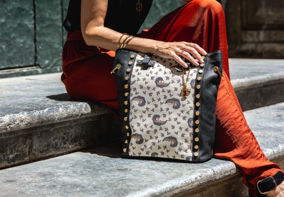 MasMadera Bags: bolsos artesanos 'made in Alicante' con mensajes sociales