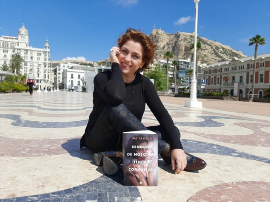 'Ninguna de nosotras tendrá compasión': una novela de sororidad entre la perversión y lo sensual