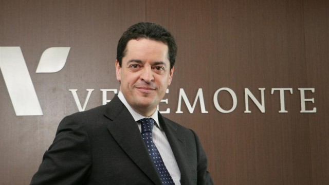 La sombra de Enrique Bañuelos se cruza (otra vez) en el camino de Quabit