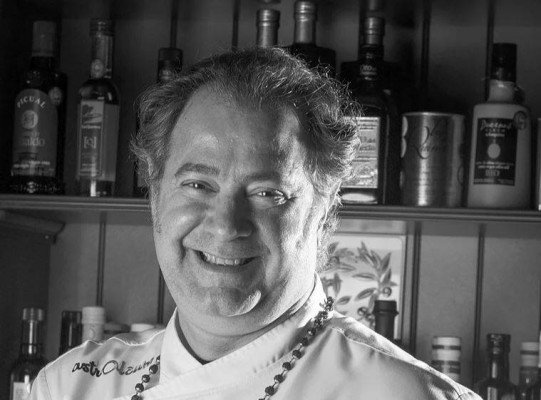  Cocineros murcianos de la asociación  Eurotoques prepararán un cocido solidario en Ojós 