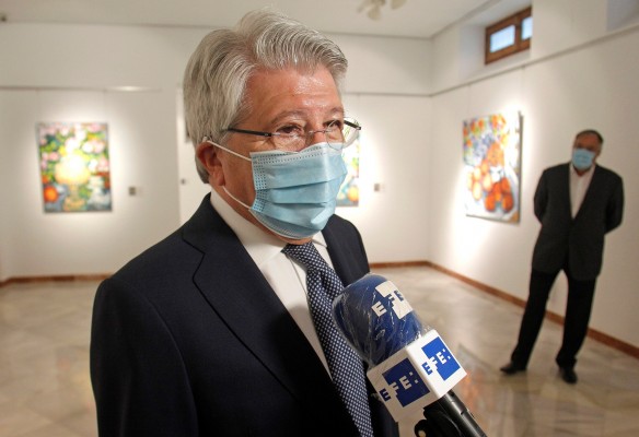 Enrique Cerezo: 