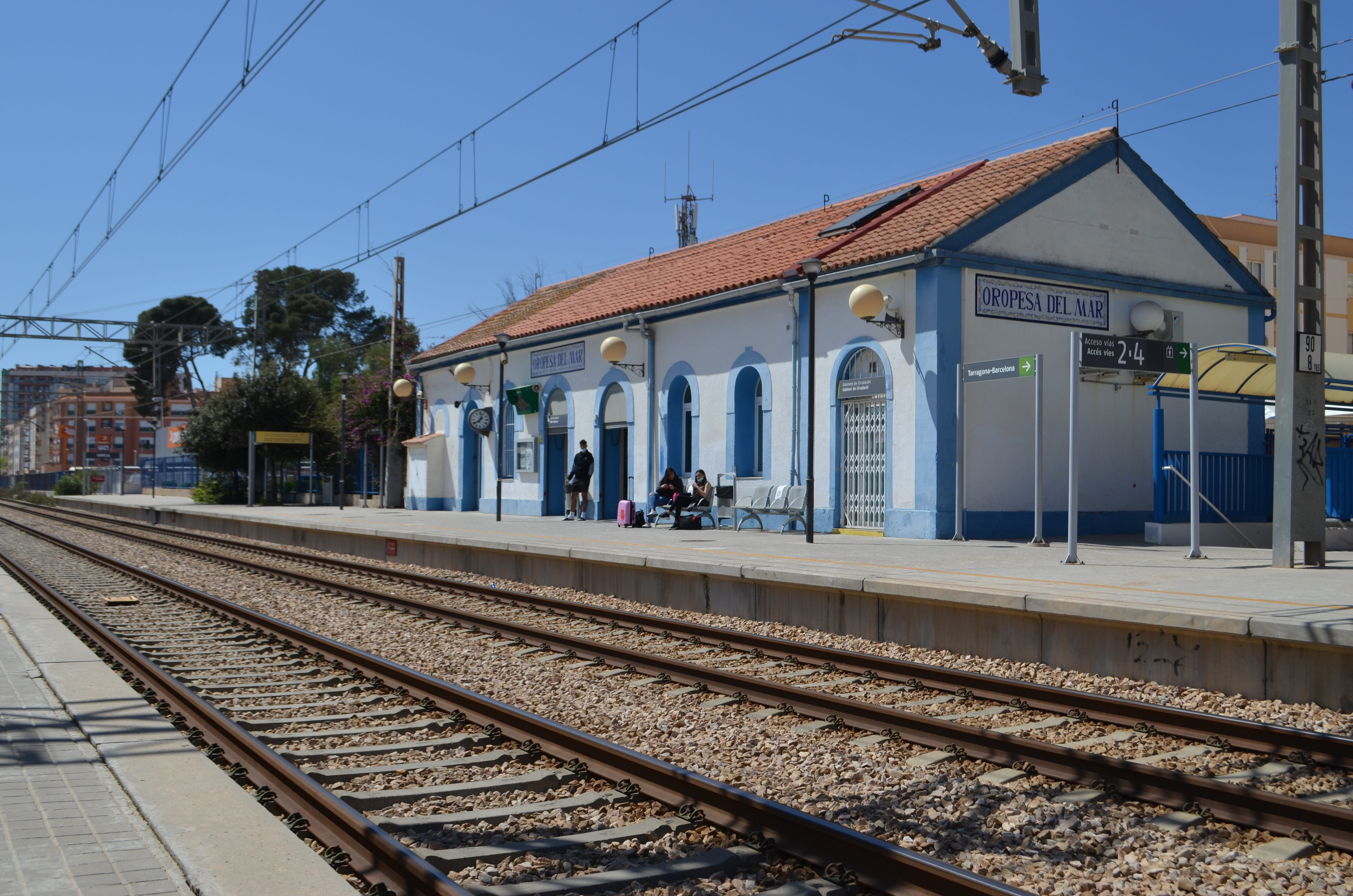 Adif implantará el ancho estándar en la estación de Oropesa, ampliará el andén y construirá nuevas rampas