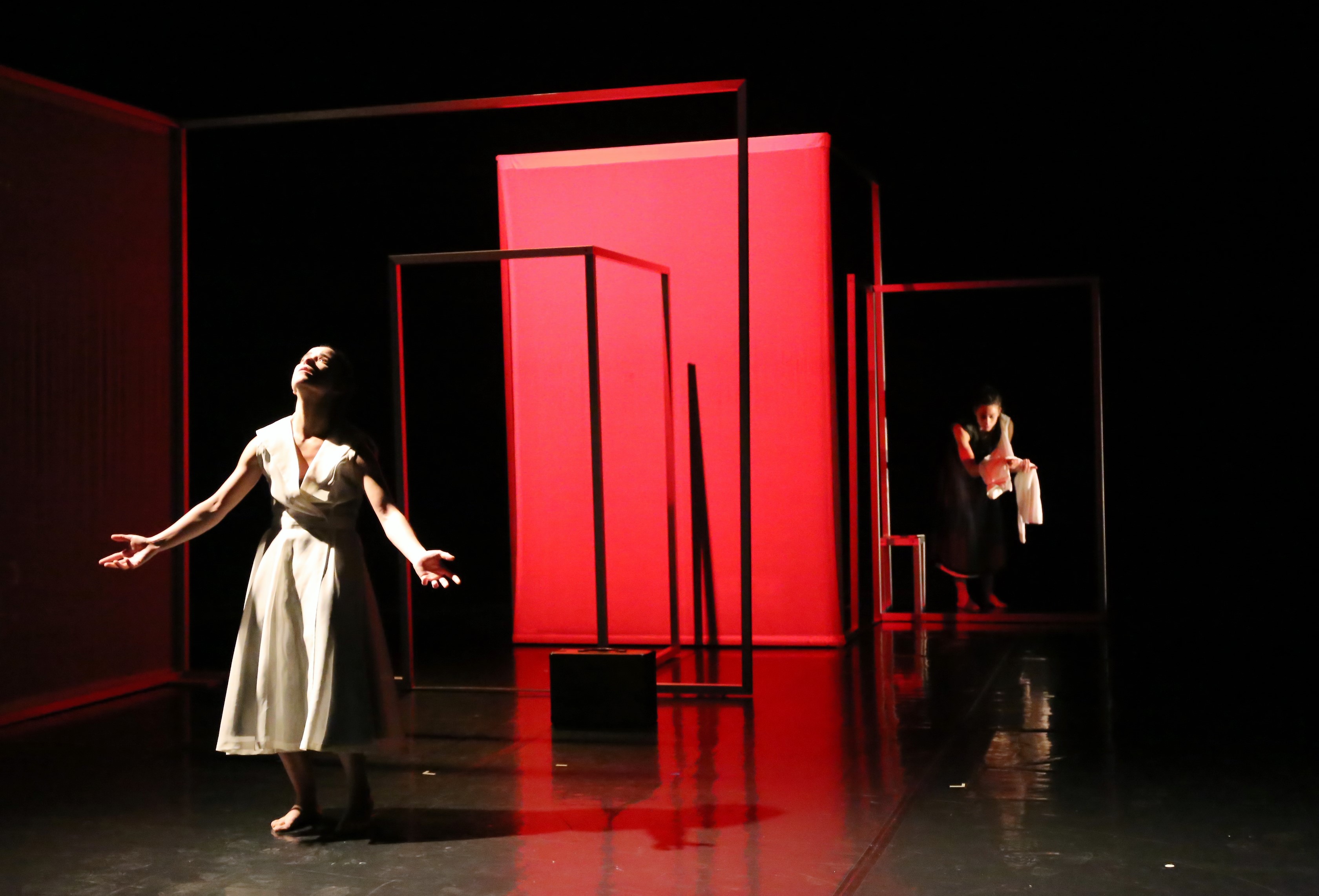 Unir filosofía y danza a través de la pensadora María Zambrano
