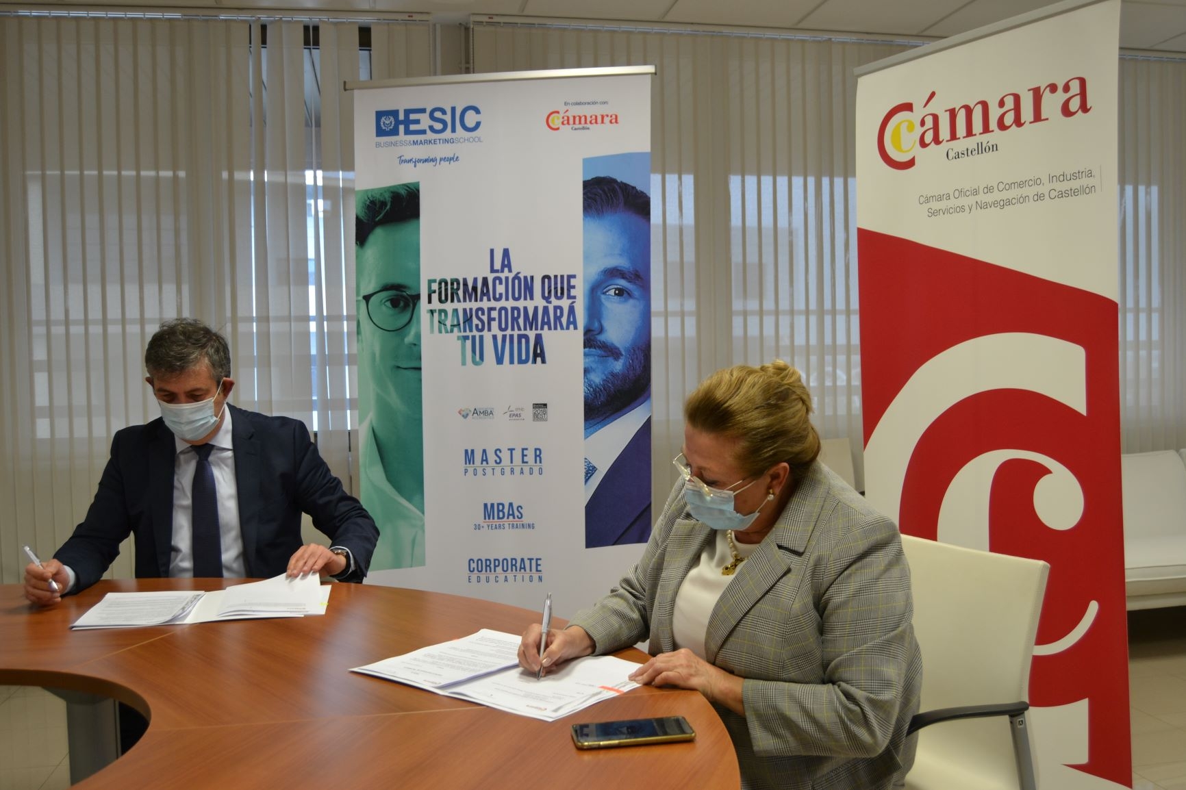 La Cámara de Comercio y ESIC firman un acuerdo para colaborar en la formación de profesionales