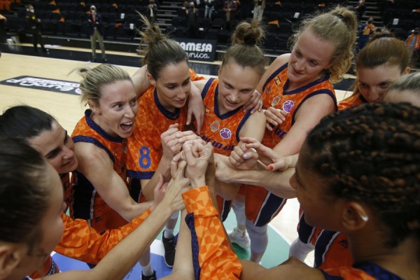 El Valencia mide su madurez competitiva y busca la final ante el Carolo

