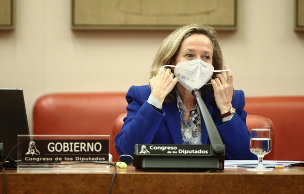 El Gobierno revisará a la baja la previsión de crecimiento económico por el impacto de la tercera ola
