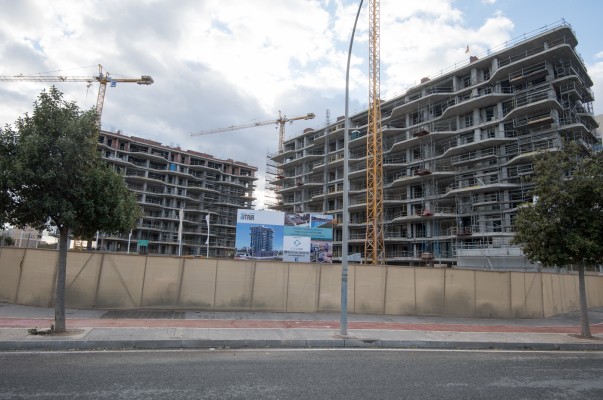 El precio de la vivienda, inmune a la tercera ola: sube un 1,1% en Alicante y un 0,2% en Valencia