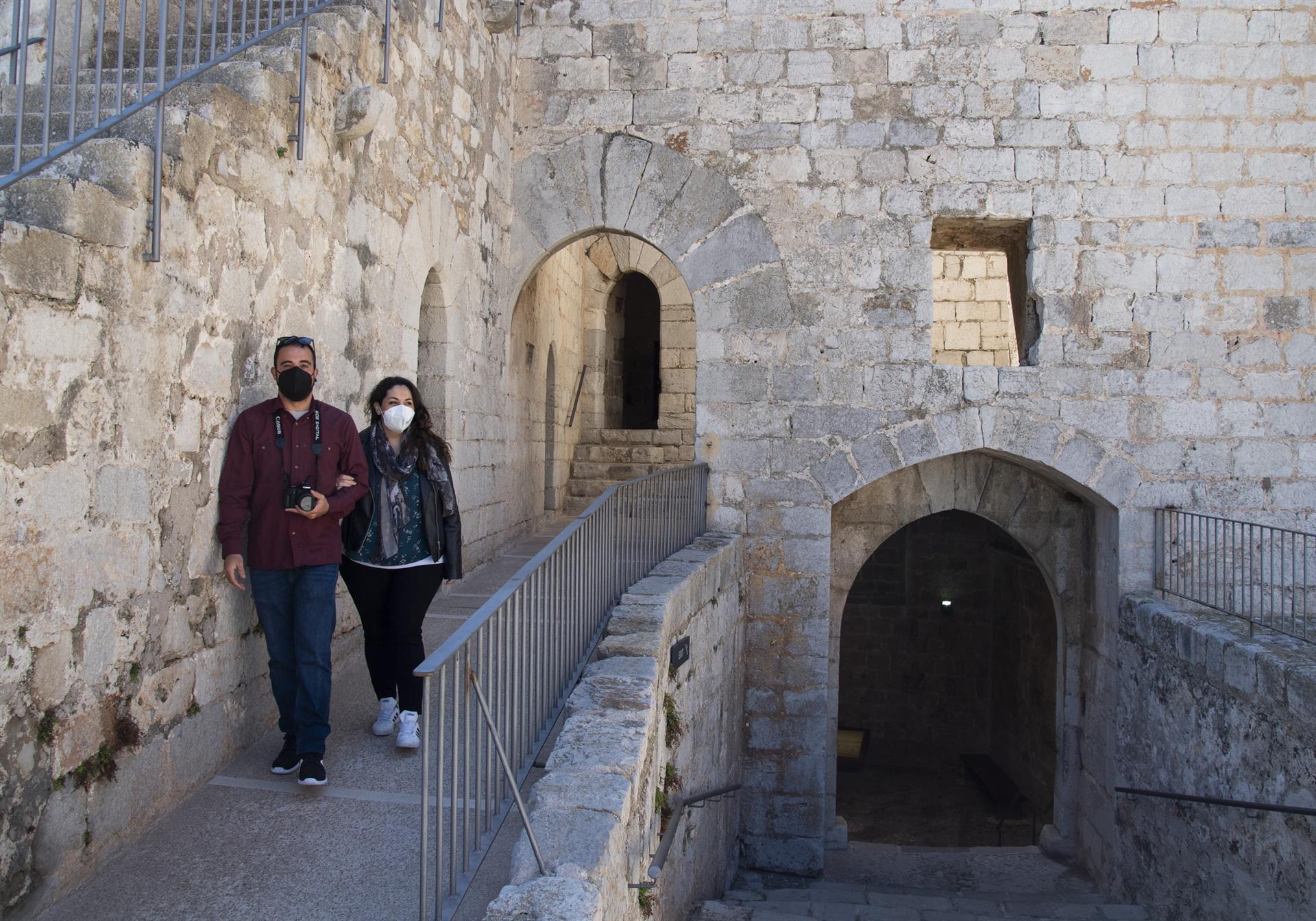 El Castillo de Peñíscola registra más de 7.000 visitas en Pascua, cifras próximas a antes de la pandemia