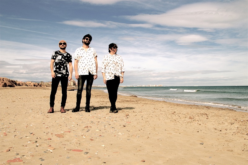 Ghost Transmission ahonda en el paso del tiempo y los golpes de la vida en 'Stand Still'