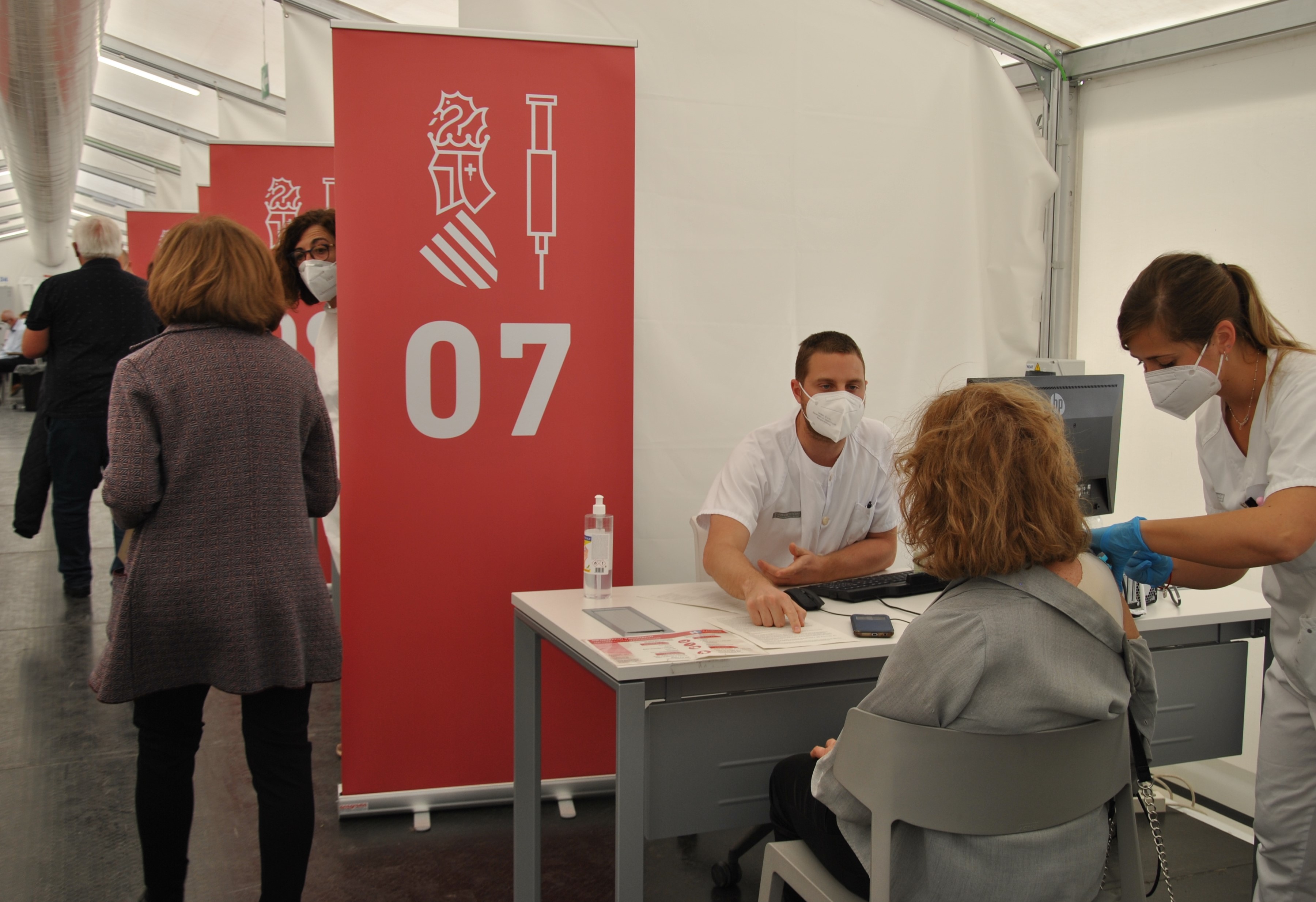 Sanidad registra tres nuevos brotes de covid-19 en Vinaròs y Betxí