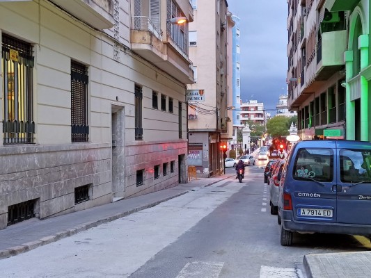Elche empieza con tres meses de retraso las plataformas únicas: las primeras, Fatxo y San Vicent